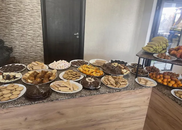 Sunny Complex Aparthotel